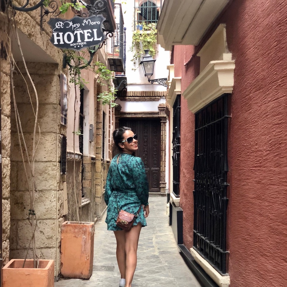 Meet your Posher, Ibeth